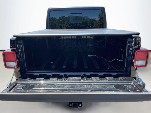 Used 2022 Jeep Gladiator Sport AWD/4WD image 23