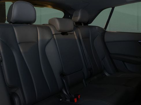 Used 2021 Audi Q8 Prestige image 14