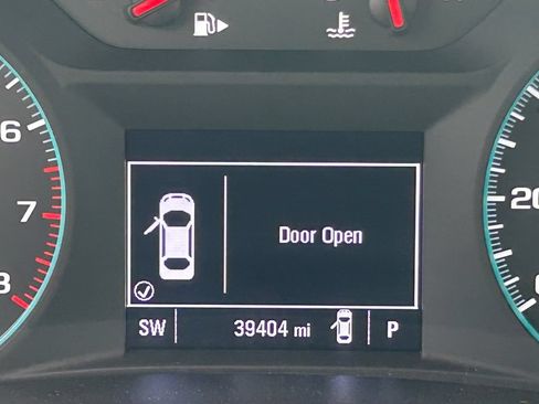 Used 2025 Chevrolet Malibu LT FWD image 21