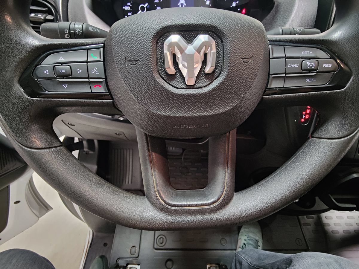 Used 2023 RAM ProMaster 2500 FWD image 28