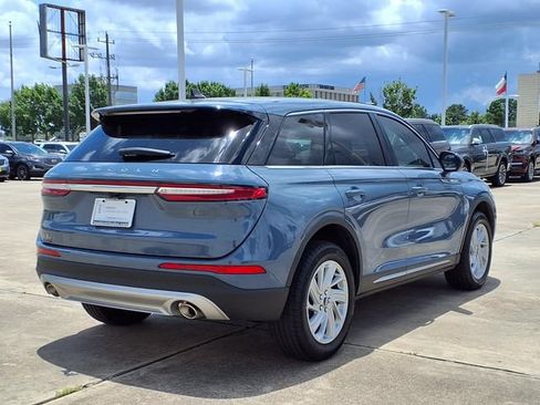 Used 2024 Lincoln Corsair FWD image 2