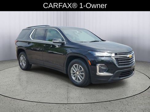 Used 2023 Chevrolet Traverse LT w/ LPO, Floor Liner Package AWD/4WD image 2