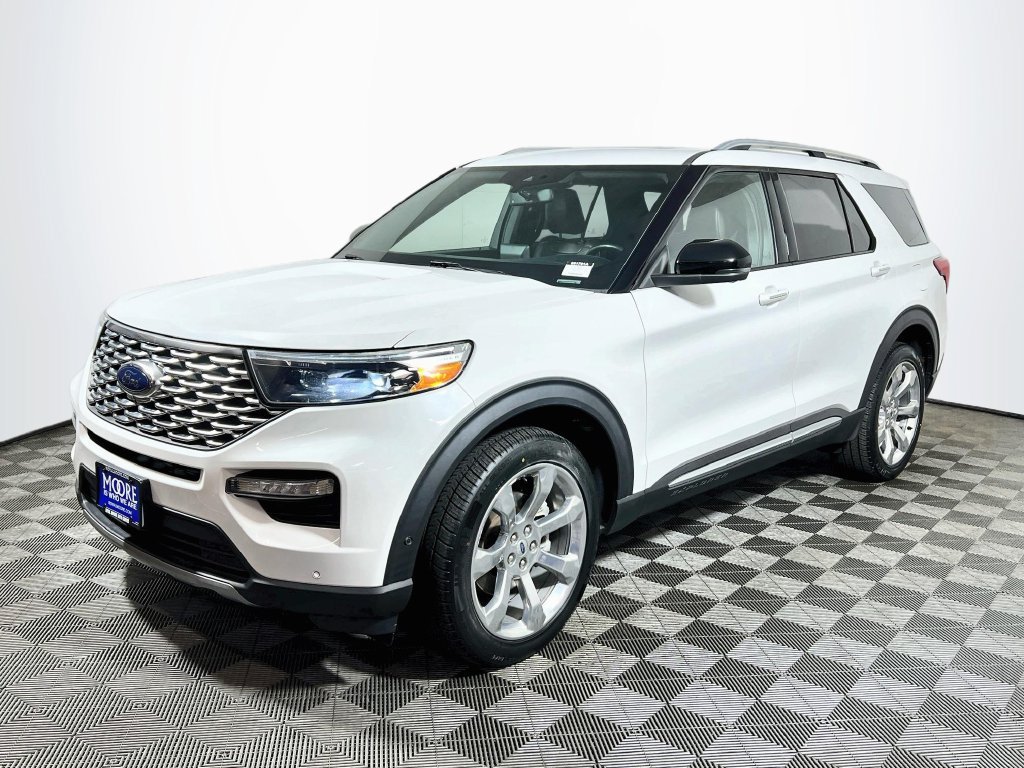 Used 2020 Ford Explorer Platinum w/ Premium Technology Package AWD/4WD image 3