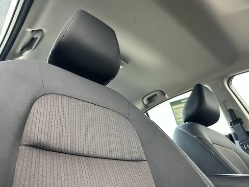 Used 2025 Nissan Altima 2.5 S FWD image 15