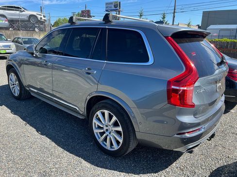 Used 2018 Volvo XC90 T6 Inscription w/ Convenience Package AWD/4WD image 2