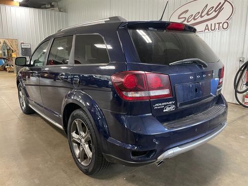 Used 2017 Dodge Journey Crossroad w/ Rear Seat Video Group AWD/4WD image 6