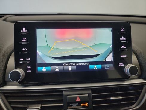 Used 2022 Honda Accord Touring image 23