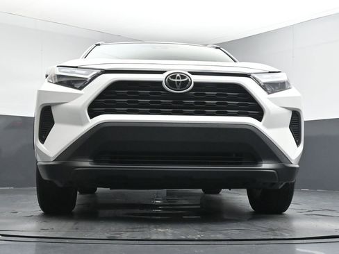 Used 2023 Toyota RAV4 XLE FWD image 35