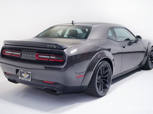 Used 2019 Dodge Challenger SRT Hellcat Redeye image 6