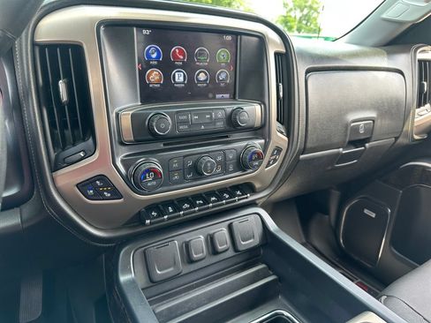 Used 2016 GMC Sierra 1500 Denali w/ Denali Ultimate Package AWD/4WD image 28
