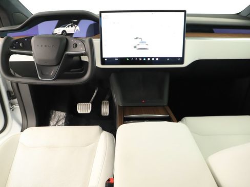 Used 2022 Tesla Model X AWD/4WD image 18