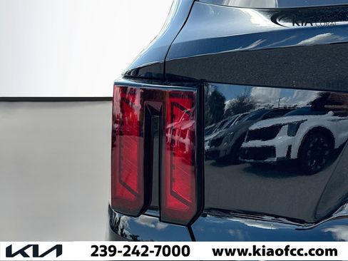 New 2026 Kia Sorento S FWD image 9