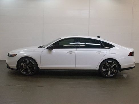 Used 2026 Honda Accord SE image 7