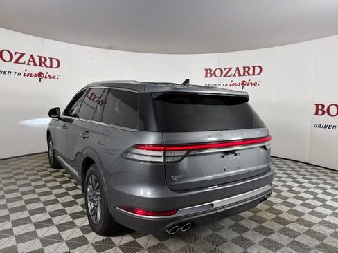 Used 2023 Lincoln Aviator 2WD w/ Class IV Trailer Tow Package image 11