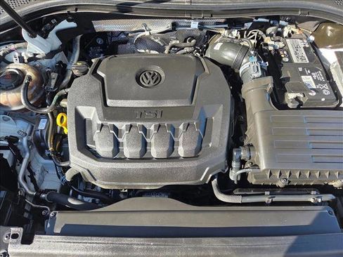 Used 2023 Volkswagen Tiguan S image 21