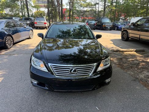 Used 2010 Lexus LS 460 RWD image 3