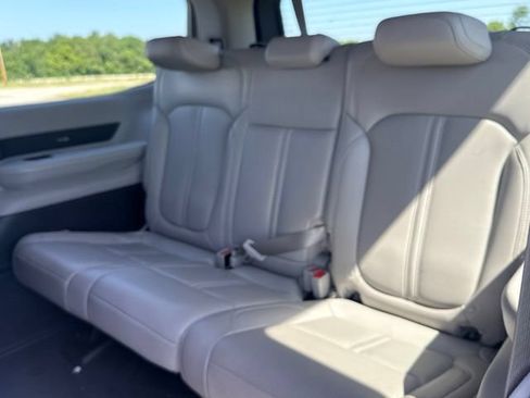 Used 2022 Jeep Wagoneer Series I w/ Convenience Group I AWD/4WD image 11