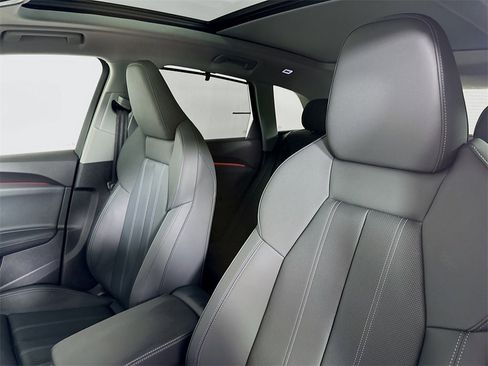 New 2025 Audi Q5 Premium Plus image 8