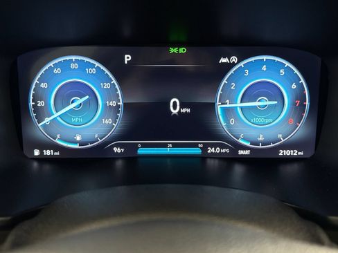 Used 2023 Hyundai Santa Fe Limited w/ Cargo Package FWD image 17
