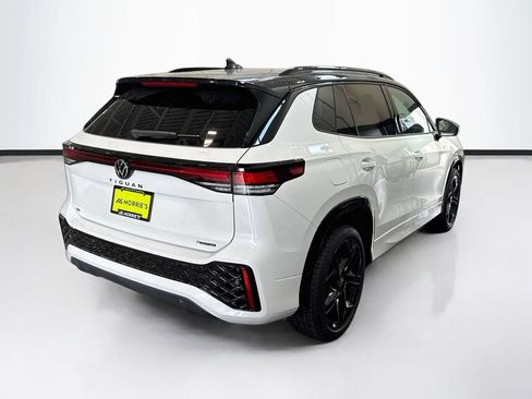 New 2026 Volkswagen Tiguan SE R-Line AWD/4WD image 5