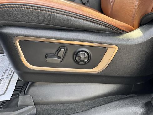 Used 2021 RAM 1500 Limited AWD/4WD image 16