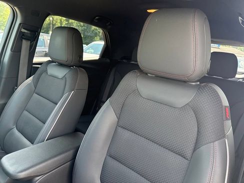 Used 2023 Chevrolet TrailBlazer RS w/ Convenience Package AWD/4WD image 17