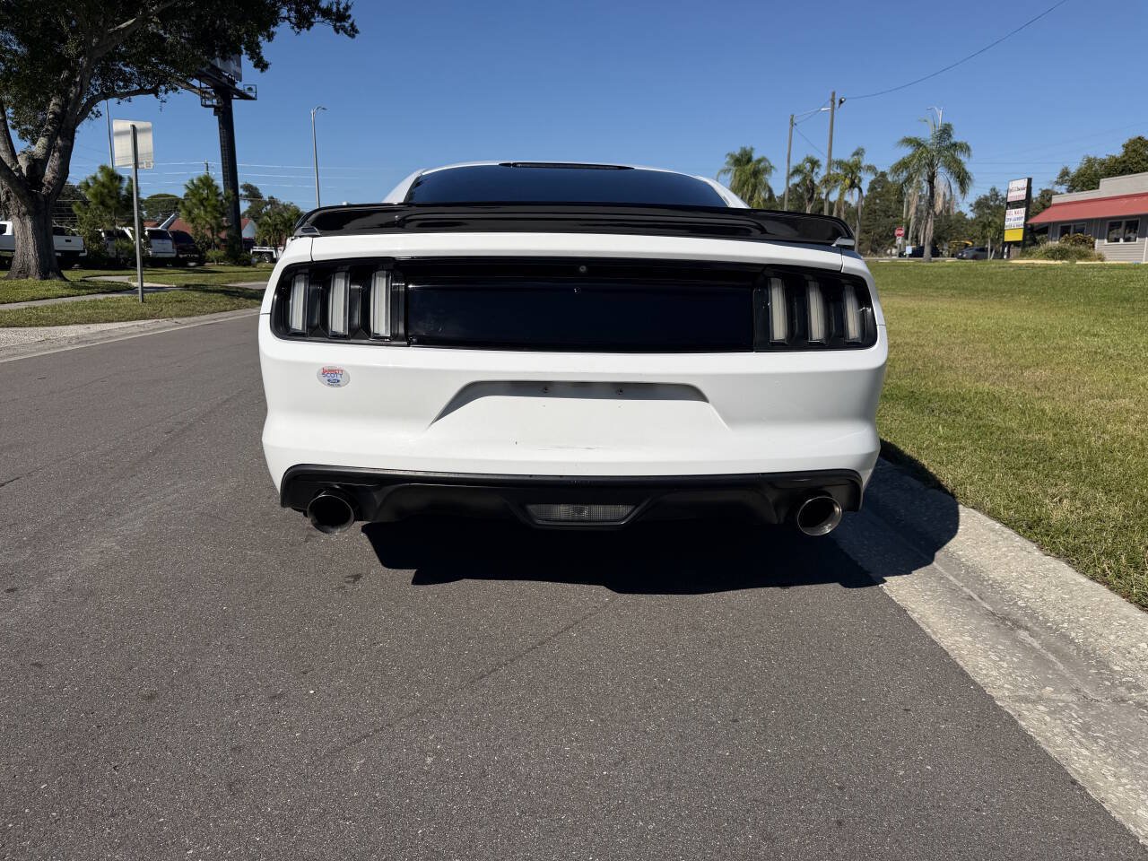 Used 2016 Ford Mustang GT RWD image 5