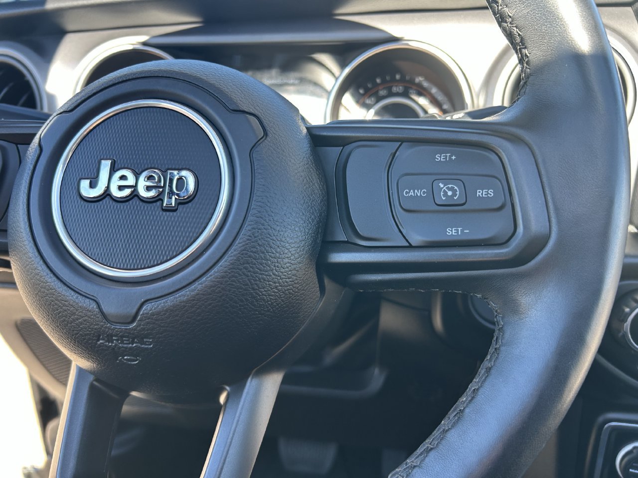 Used 2023 Jeep Wrangler Sport AWD/4WD image 26