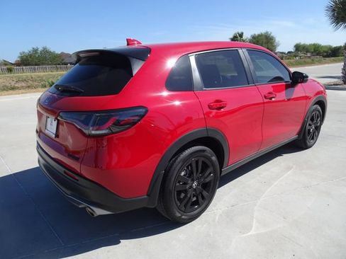 Certified 2026 Honda HR-V Sport image 4