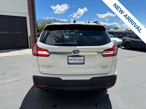 Used 2022 Subaru Ascent Limited w/ Technology Package AWD/4WD image 6