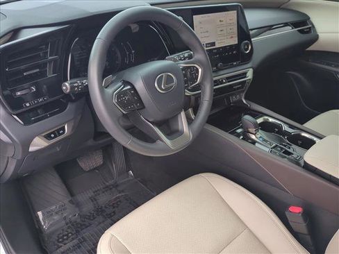 Used 2024 Lexus RX 350 FWD w/ Technology Package image 10