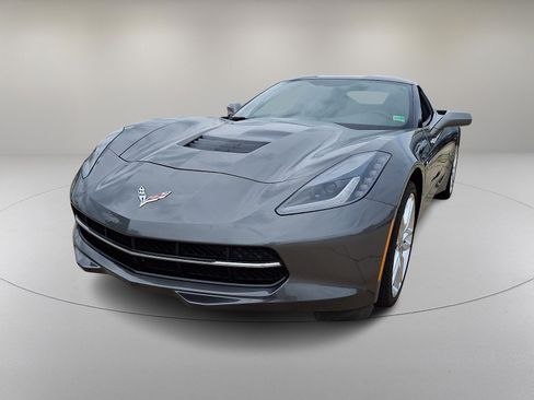 Used 2016 Chevrolet Corvette Stingray Coupe RWD image 4