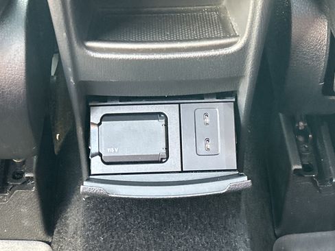 Certified 2023 Mercedes-Benz GLB 250 image 41