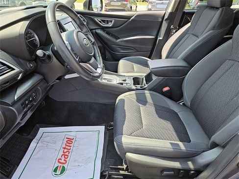 Used 2021 Subaru Forester Premium image 8