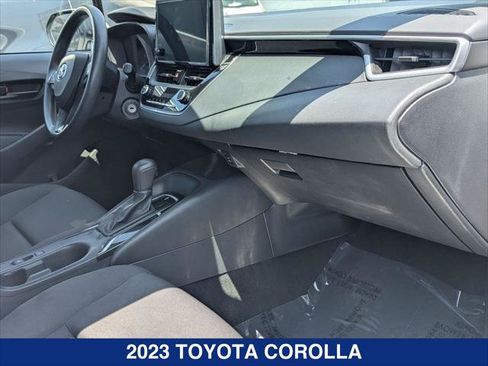 Used 2023 Toyota Corolla LE FWD image 23