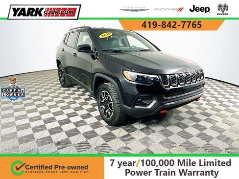 Certified 2025 Jeep Compass Trailhawk w/ Trailhawk Elite Group image 1