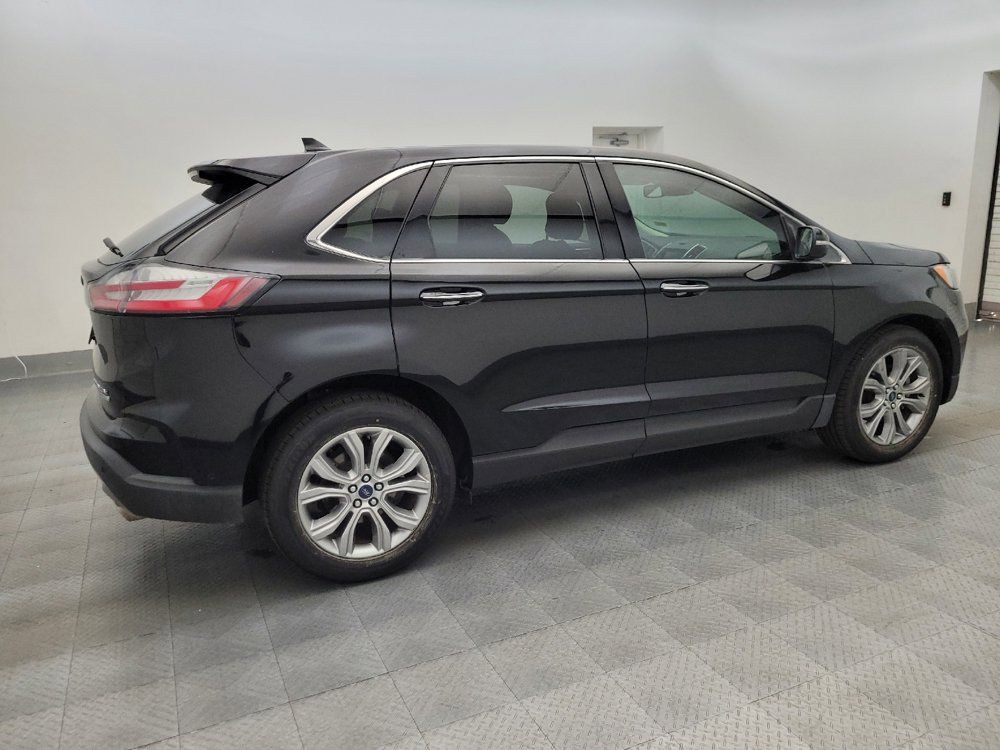 Used 2019 Ford Edge Titanium w/ Equipment Group 301A FWD image 10