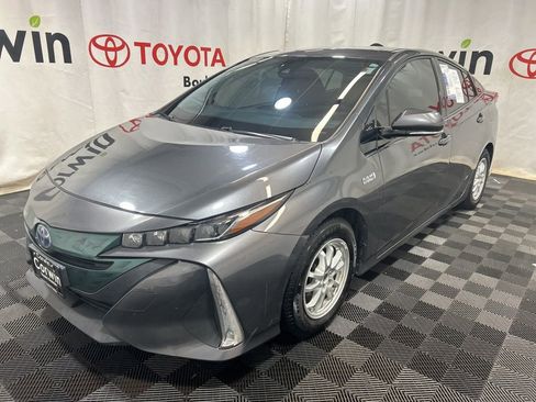 Used 2018 Toyota Prius Prime Plus image 3