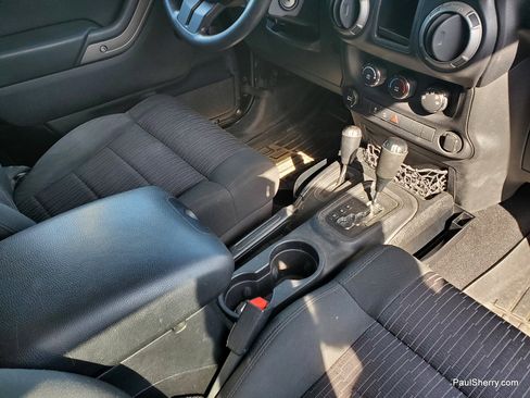 Used 2012 Jeep Wrangler Sport AWD/4WD image 11