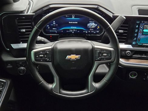 Used 2024 Chevrolet Silverado 1500 LT AWD/4WD image 20