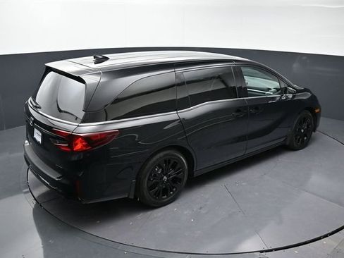 Certified 2026 Honda Odyssey Sport-L image 31