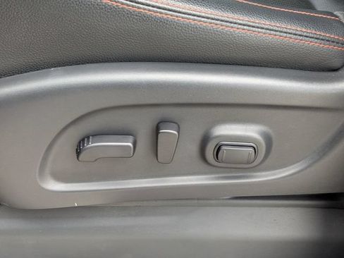 Used 2023 Nissan Titan PRO-4X w/ Pro-4x Convenience Package AWD/4WD image 19