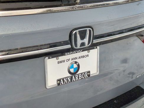 Used 2023 Honda Odyssey Elite image 12