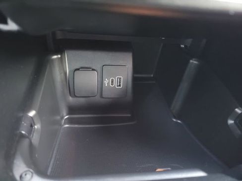 Certified 2025 Ford Explorer ST image 24