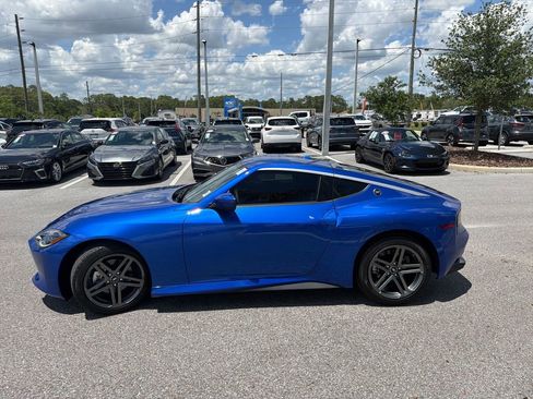 Certified 2026 Nissan Z Sport w/ Floor Mat Package RWD image 4