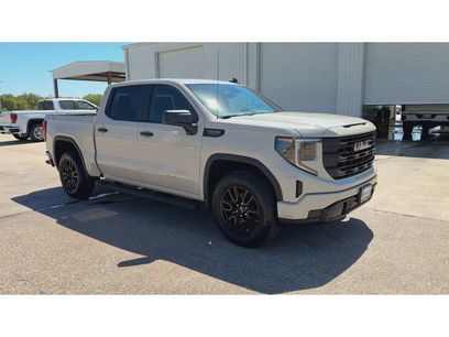 New 2026 GMC Sierra 1500 Pro w/ Graphite Edition