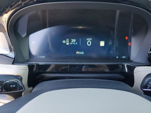 New 2026 Lincoln Corsair Premiere image 25