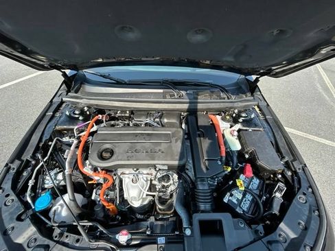 Used 2025 Honda Accord Touring image 15
