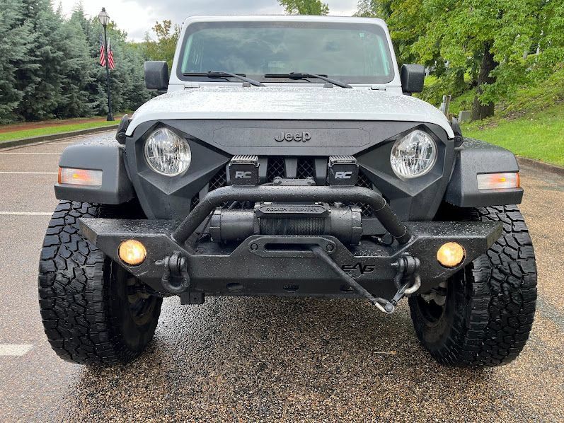 Used 2020 Jeep Gladiator Sport w/ Quick Order Package 24S AWD/4WD image 31