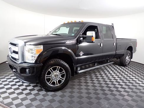 Used 2014 Ford F350 Platinum w/ Snow Plow Prep Package AWD/4WD image 12